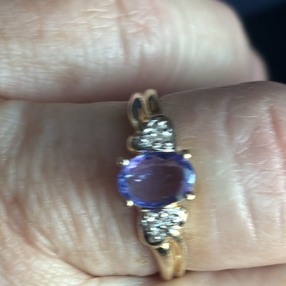 14K Tanzanite Ring - Picture 2 of 5